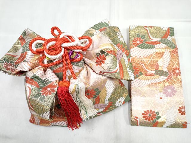 平和屋着物[]和装小物　女の子　子供　つけ帯・草履・帯締め・帯揚げ・しごき・小物セット　飛鶴花文　金糸　箱付き　DABG3481ma