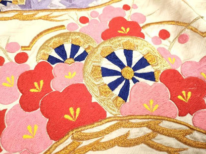 平和屋本店●お引きずり・お引き摺り・引き振袖　和装　結婚式　舞妓　芸妓　芸者　衣装　総刺繍　御所車花文　暈し染め　金糸　DABG3525du