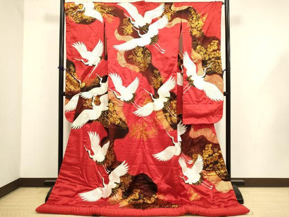 平和屋本店●色打掛　お引きずり　和装　婚礼　結婚式　花嫁　神社挙式　総刺繍　飛鶴花文　金彩　逸品　DABG3527du