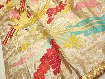 平和屋本店●色打掛　お引きずり　和装　婚礼　結婚式　花嫁　神社挙式　総刺繍　渡り橋尾長鳥花文　金銀糸　逸品　DABG3529du