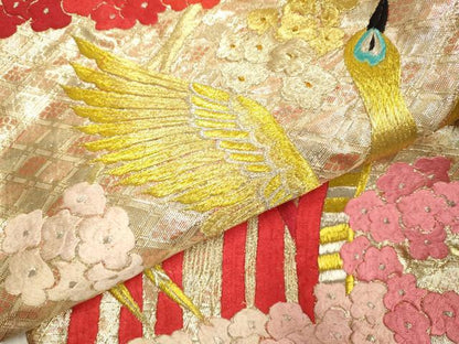 平和屋本店●色打掛　お引きずり　和装　婚礼　結婚式　花嫁　神社挙式　総刺繍　渡り橋尾長鳥花文　金銀糸　逸品　DABG3529du