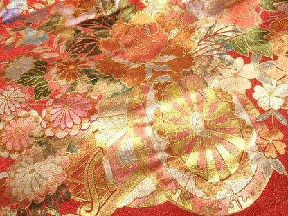 平和屋本店●色打掛　お引きずり　和装　婚礼　結婚式　花嫁　神社挙式　花車文　金銀彩　金通し地　逸品　DABG3548du