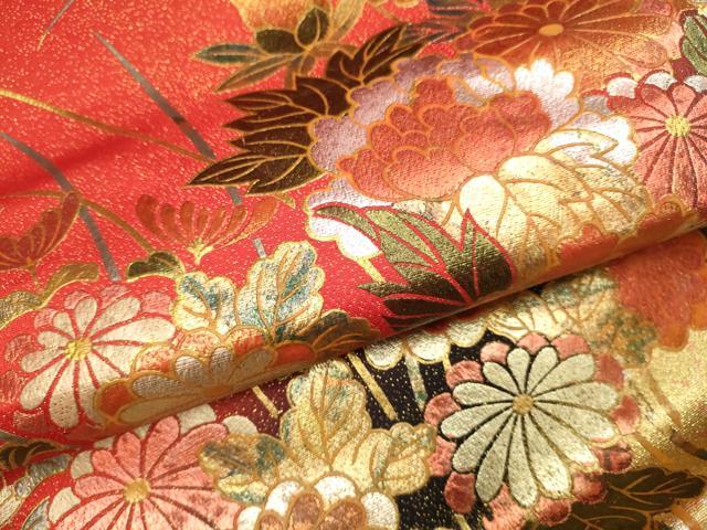 平和屋本店●色打掛　お引きずり　和装　婚礼　結婚式　花嫁　神社挙式　花車文　金銀彩　金通し地　逸品　DABG3548du