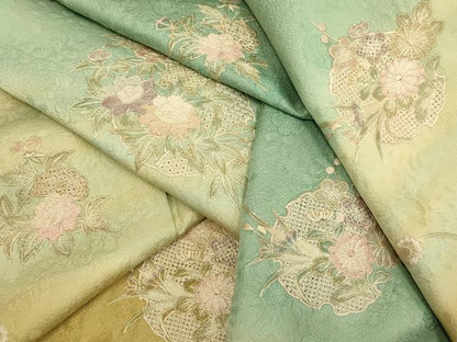 平和屋着物▼中国三大刺繍　スワトウ刺繍　汕頭刺繍　総刺繍　訪問着　雪輪花文　暈し染め　正絹　逸品　DABG3588du