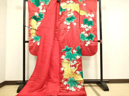 平和屋本店●色打掛　お引きずり　和装　婚礼　結婚式　花嫁　神社挙式　総刺繍　飛鶴蔦の葉文　金糸　逸品　DABG3602du