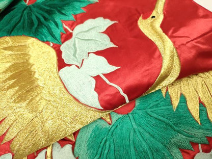 平和屋本店●色打掛　お引きずり　和装　婚礼　結婚式　花嫁　神社挙式　総刺繍　飛鶴蔦の葉文　金糸　逸品　DABG3602du