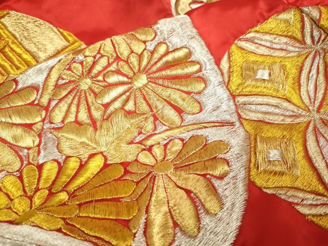 平和屋本店●色打掛　お引きずり　和装　婚礼　結婚式　花嫁　神社挙式　総刺繍　飛鶴御所車吉祥花文　金銀糸　逸品　DABG3607du