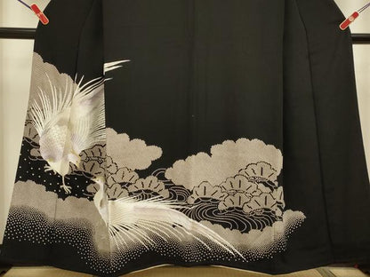 平和屋着物▼豪華黒留袖　総刺繍　尾長鳥松文　金銀糸　正絹　逸品　DABG3614du