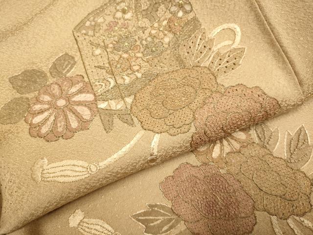 平和屋着物▼中国三大刺繍　スワトウ刺繍　汕頭刺繍　相良刺繍　総刺繍　訪問着　貝桶花文　金糸　正絹　逸品　DABG3615du