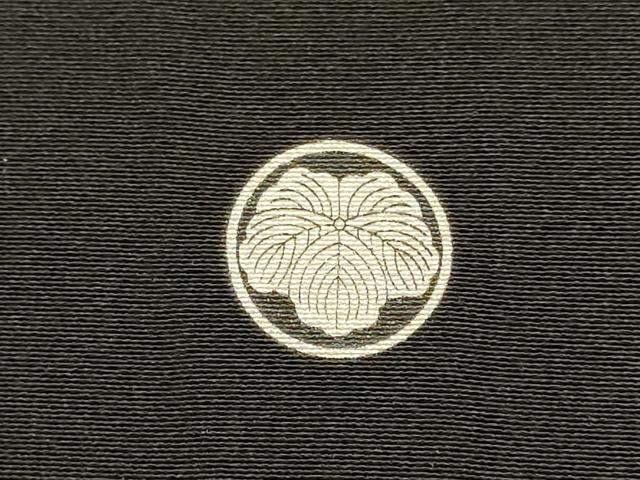 平和屋着物▼豪華黒留袖　作家物　孔雀文　暈し染め　金彩　正絹　逸品　DABG3676du