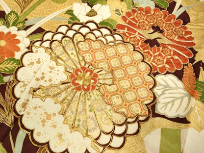 平和屋着物▼豪華振袖　駒刺繍　吉祥花文　金彩　正絹　逸品　DABG3702du