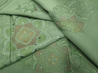 平和屋着物▼中国三大刺繍　スワトウ刺繍　汕頭刺繍　駒刺繍　総刺繍　訪問着　正倉院花文　暈し染め　正絹　逸品　DABG3723du