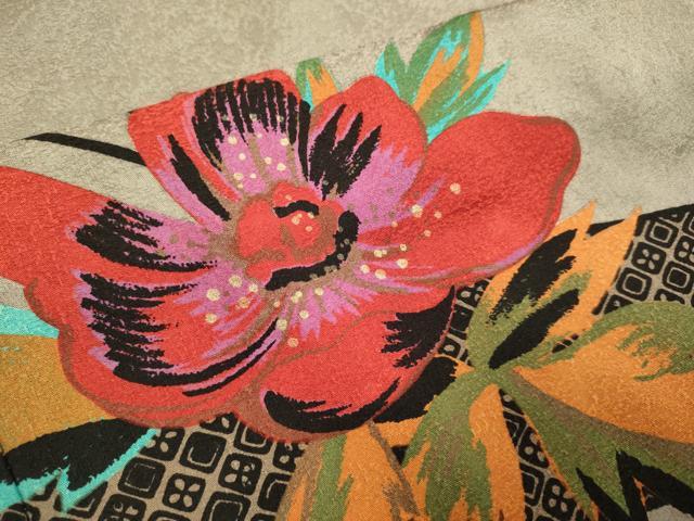 平和屋着物●ファッションデザイナー　MICHIKO LONDON　コシノミチコ　振袖　草花文　金彩　正絹　逸品　DABG3747du