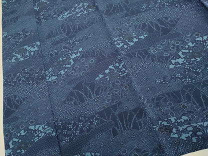 平和屋着物▽上質な小紋　単衣　藍　型絵染　雲取吉祥花文　鬼しぼ縮緬　正絹　逸品　未使用　DABG3797du