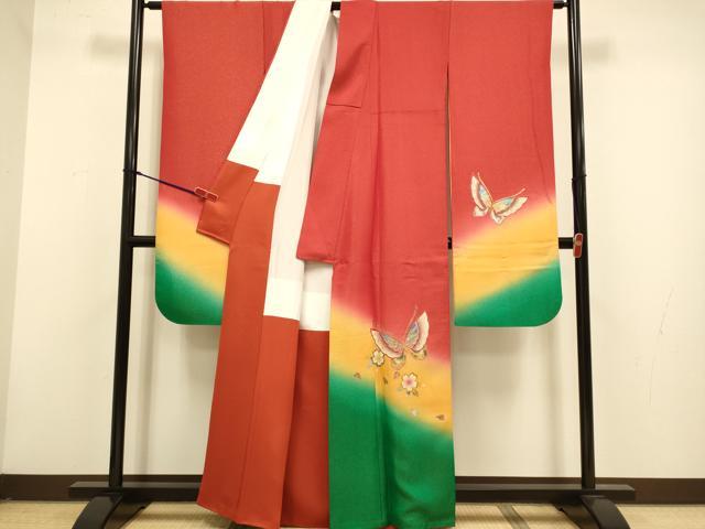 平和屋着物▼豪華振袖　舞蝶花文　暈し染め　金銀彩　銀通し地　正絹　逸品　DABG3901du