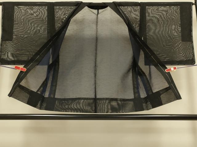 平和屋着物▽羽織　スリーシーズン　春夏秋　塵除け　流水文　黒地　正絹　逸品　DABG3978du