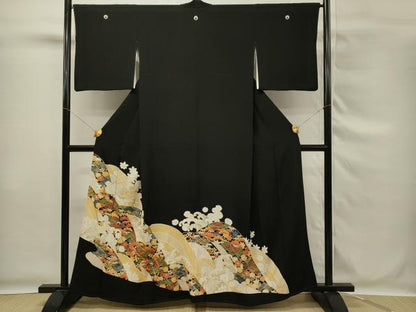 平和屋着物■豪華黒留袖　駒刺繍　立波花松文　金彩　正絹　逸品　DABG4140qp