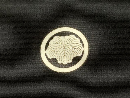 平和屋着物■豪華黒留袖　駒刺繍　束ね熨斗花松文　正絹　逸品　DABG4174qp