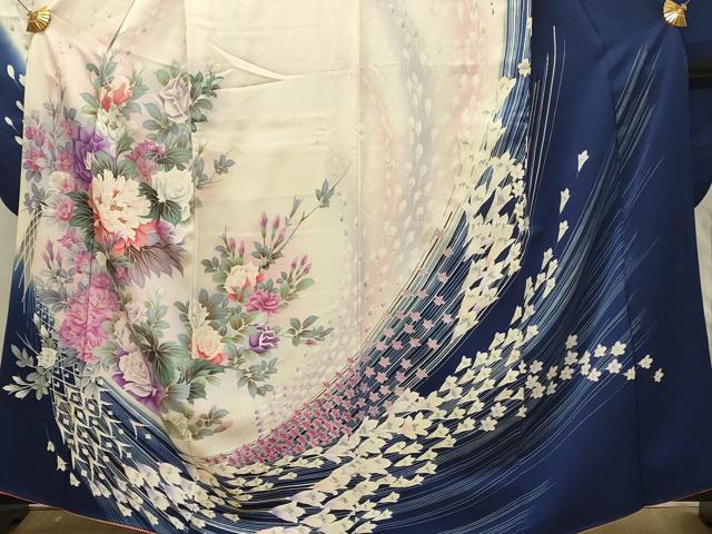 平和屋着物■豪華振袖　駒刺繍　草花文　暈し染め　正絹　逸品　DABG4192qp