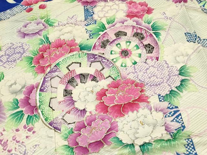 平和屋着物■豪華振袖　駒刺繍　片輪車花文　牡丹　銀彩　正絹　逸品　DABG4269qp