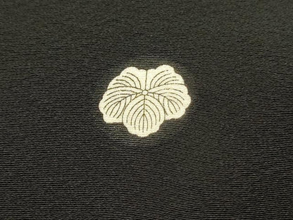平和屋着物■豪華黒留袖　駒刺繍　地紙鳳凰花文　金彩　正絹　逸品　DABG4511qp