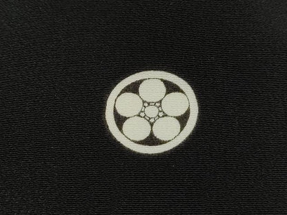 平和屋着物■豪華黒留袖　駒刺繍　束ね熨斗花鳥文　金彩　正絹　逸品　DABG4727qa