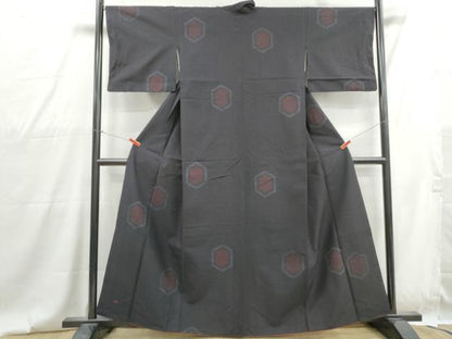 平和屋着物■上質な紬　亀甲文　黒地　正絹　逸品　DABG4766qa