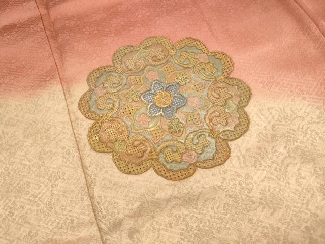 平和屋着物■中国三大刺繍　スワトウ刺繍　汕頭刺繍　訪問着　正倉院花文　暈し染め　金彩　正絹　逸品　DABG4778qa
