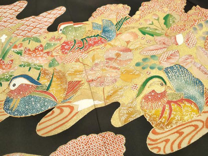 平和屋着物■豪華黒留袖　駒刺繍　流水鴛鴦花文　金彩　正絹　逸品　DABG4815qa