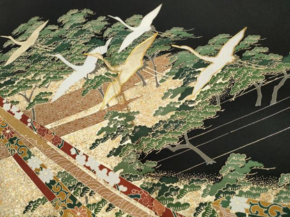 平和屋着物■豪華黒留袖　作家物　駒刺繍　飛鶴立波松文　金彩　正絹　逸品　DABG4827qa