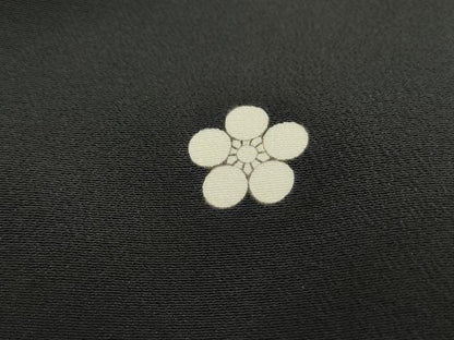 平和屋着物■豪華黒留袖　駒刺繍　檜扇御所車花文　金彩　正絹　逸品　DABG4828qa