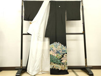 平和屋着物▼豪華黒留袖　作家物　刺繍　風景花松文　金糸　正絹　逸品　DABG5331fe
