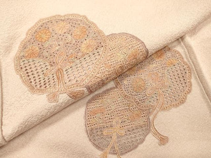 平和屋着物▼中国三大刺繍　スワトウ刺繍　汕頭刺繍　相良刺繍　総刺繍　訪問着　鏡裏花文　正絹　逸品　DABG5874fe
