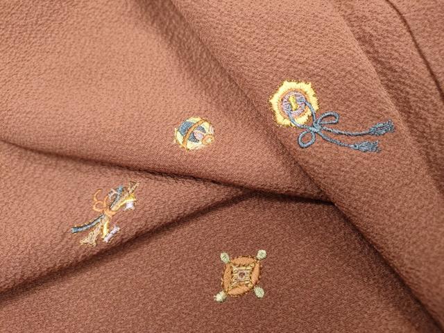 平和屋着物▼上質な小紋　総刺繍　宝尽くし　金糸　正絹　逸品　DABG5904fe