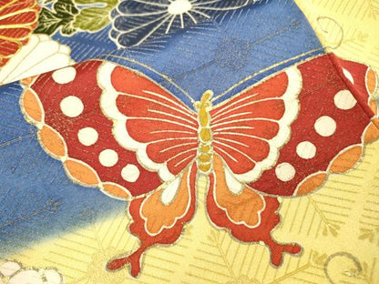平和屋着物▼豪華振袖　駒刺繍　舞蝶菊文　暈し染　金彩　金通し地　正絹　逸品　DABG5915fe