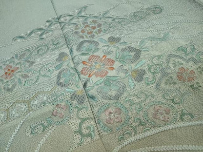 平和屋着物▼中国三大刺繍　スワトウ刺繍　汕頭刺繍　総刺繍　訪問着　正倉院霞吉祥花文　暈し染　正絹　逸品　DABG5965fe