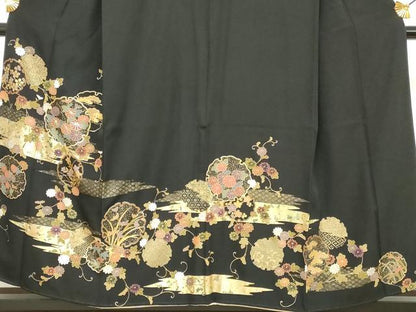 平和屋着物■豪華黒留袖　駒刺繍　吉祥雪輪草花文　金銀彩　正絹　逸品　DABG6173xg