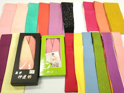 平和屋着物▼和装小物　重ね衿・伊達衿まとめて20点　紗綾形 舞桜 箔散らし　銀糸　金彩　未使用品あり　逸品　DABG6514xg