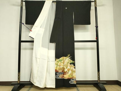 平和屋着物■豪華黒留袖　駒刺繍　尾長鳥草花文　金彩　正絹　逸品　DABG7009zy