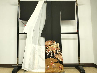 平和屋着物■豪華黒留袖　駒刺繍　草花文　金彩　正絹　逸品　DABG7015zy