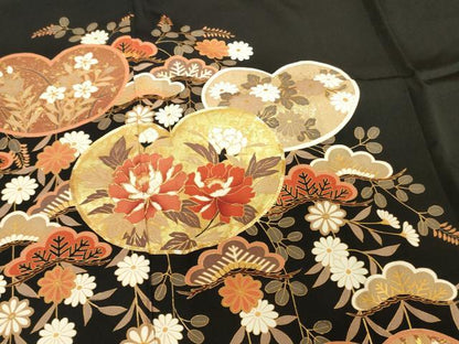 平和屋着物■豪華黒留袖　駒刺繍　草花文　金彩　正絹　逸品　DABG7015zy
