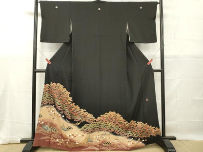 平和屋着物■豪華黒袖　作家物　鴛鴦樹林文　暈し染め　金彩　正絹　逸品　DABG7063zy