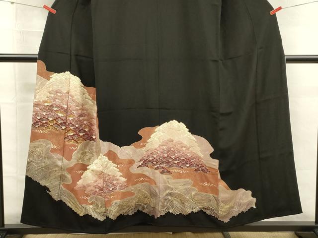 平和屋着物■豪華黒留袖　駒刺繍　風景松文　金銀彩　正絹　逸品　DABG7527ya