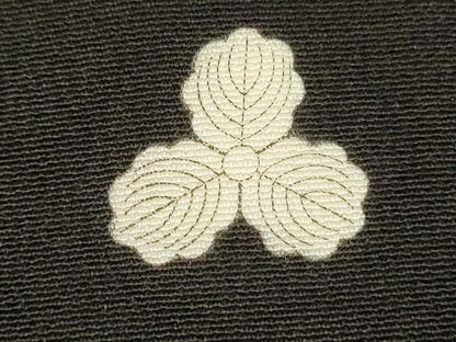 平和屋着物■豪華黒留袖　駒刺繍　扇面宝尽くし花文　暈し染め　金彩　正絹　逸品　未使用　DABG7616ya