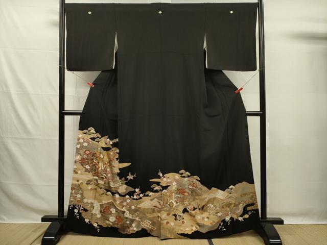 平和屋着物■豪華黒留袖　駒刺繍　御所車花松文　枝梅　金彩　正絹　逸品　DABG7666ya