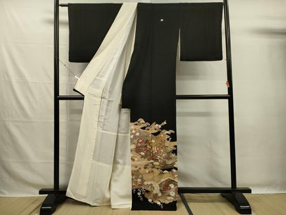 平和屋着物■豪華黒留袖　駒刺繍　御所車花松文　枝梅　金彩　正絹　逸品　DABG7666ya