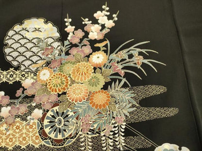 平和屋着物■豪華黒留袖　駒刺繍　雪輪花松文　枝梅　金彩　正絹　逸品　DABG7715ya