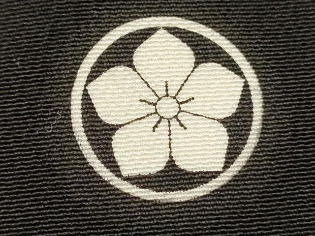 平和屋着物■豪華黒留袖　駒刺繍　雪輪花松文　枝梅　金彩　正絹　逸品　DABG7715ya