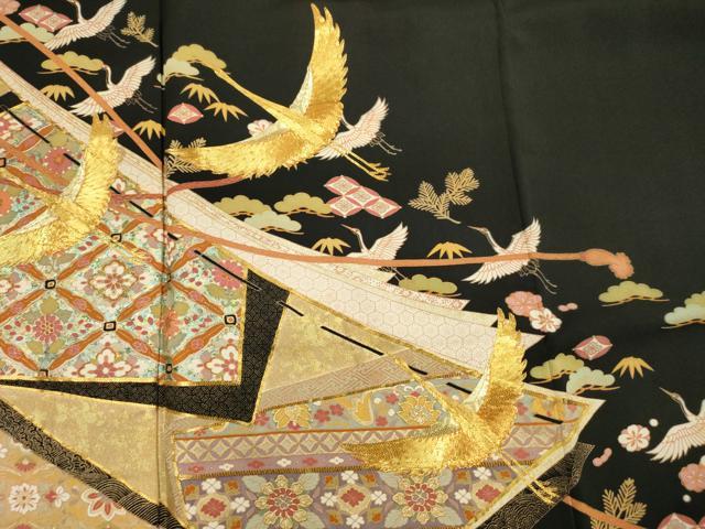平和屋着物■豪華黒留袖　駒刺繍　飛鶴花松文　金彩　正絹　逸品　DABG7867ya