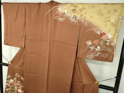 平和屋着物●訪問着　駒刺繍　秋草文　暈し染め　金彩　正絹　逸品　DABG8202ps